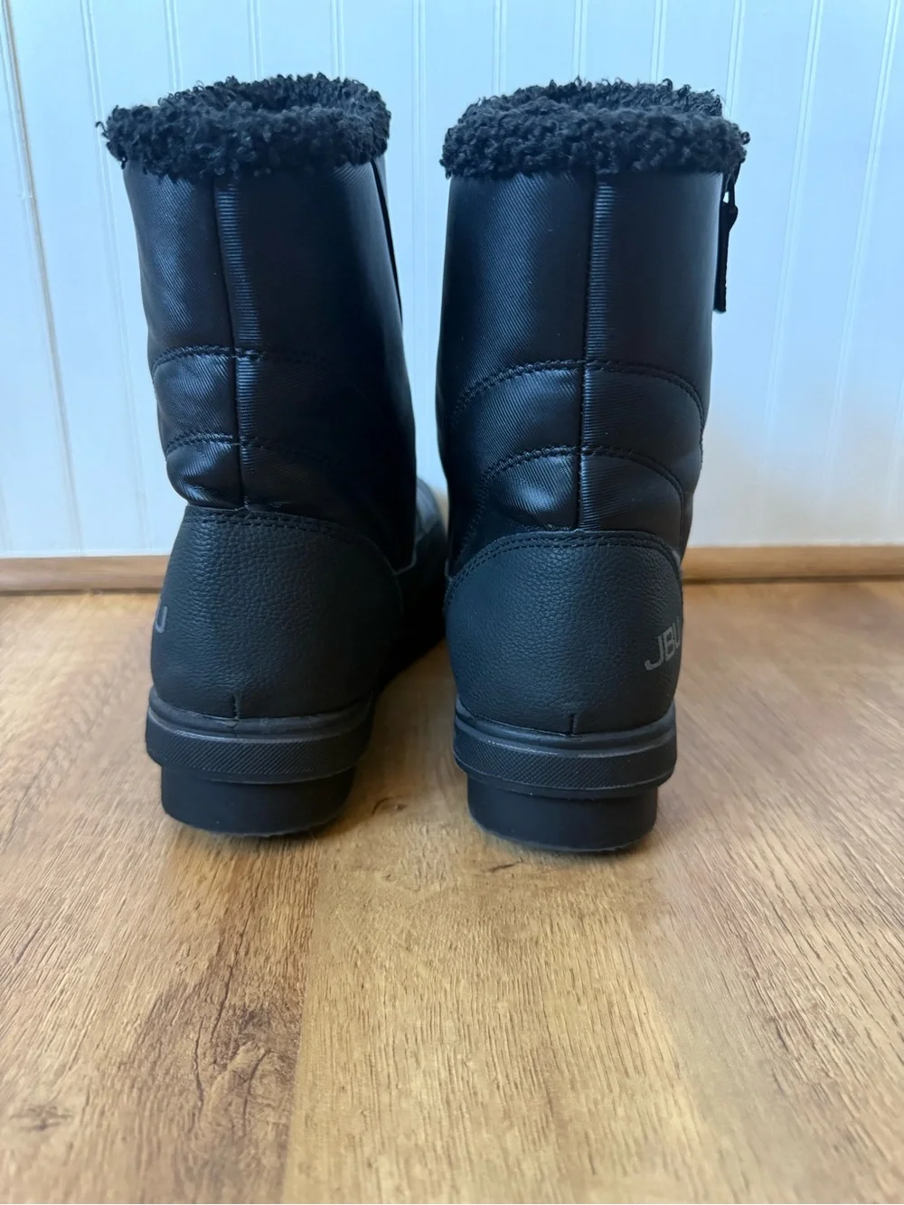 JBU by Jambu Women's Snowbound Water Resistant Zip Up Snow Boots